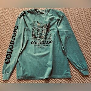 Parks Project National Parks of Colorado Long Sleeve
Turquoise Size XXL UNISEX